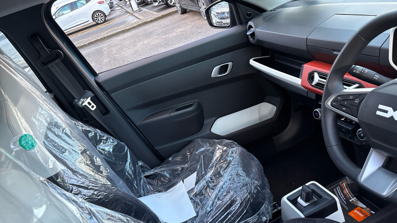 Dacia Spring 27kWh Expression 65 48kW 5dr Auto Electric Hatchback